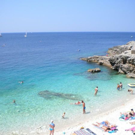 Apartman Adriatic Póla Kültér fotó