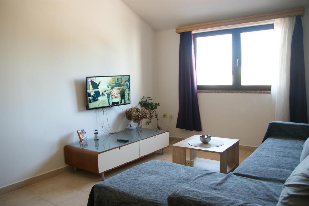 Apartman Adriatic Póla Kültér fotó