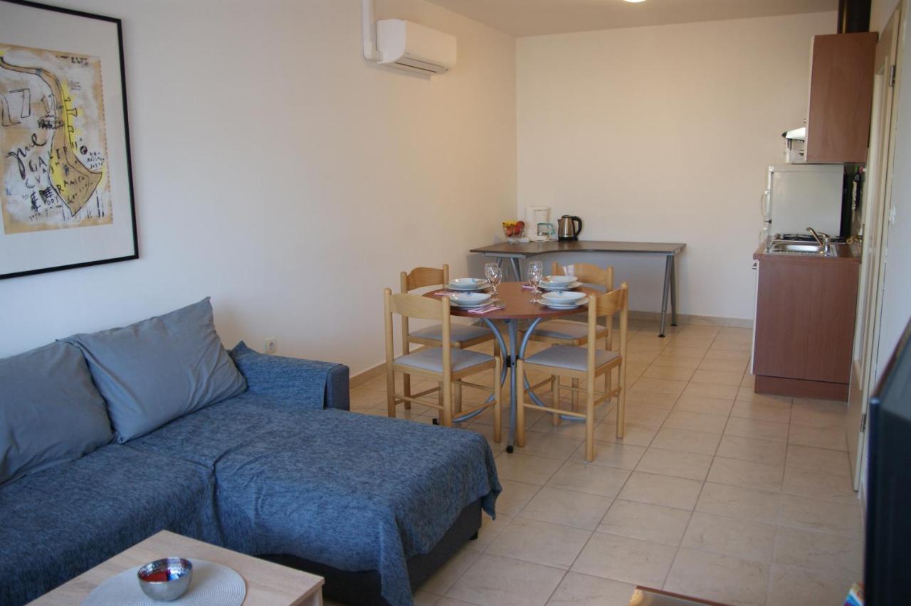 Apartman Adriatic Póla Kültér fotó