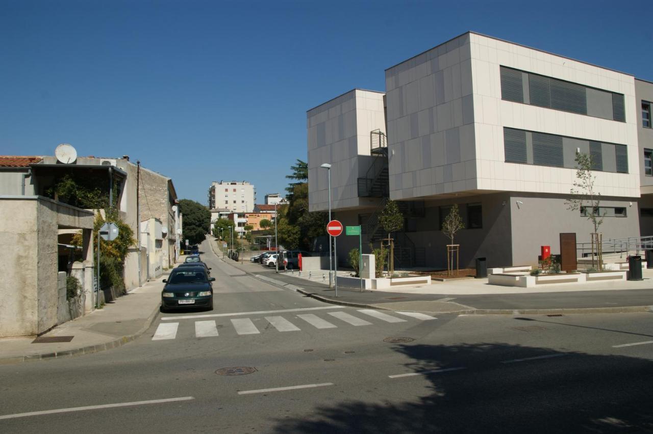 Apartman Adriatic Póla Kültér fotó