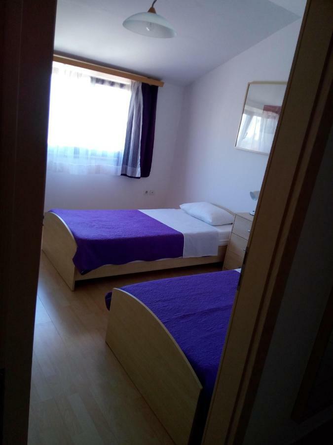 Apartman Adriatic Póla Kültér fotó