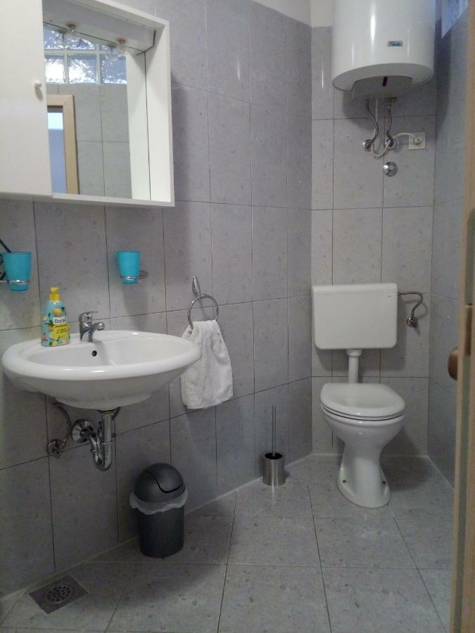 Apartman Adriatic Póla Kültér fotó
